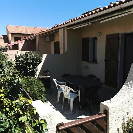 Grande Bleue - 2 Pieces 4 Couchages Port Mae-4454 *